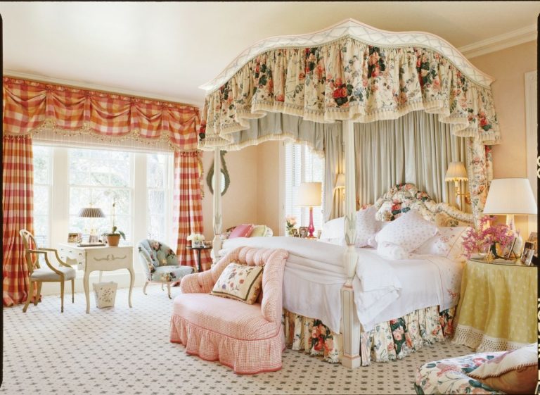 The Best Cottagecore Bedding for Heirloom-Inspired Sleep (2025)