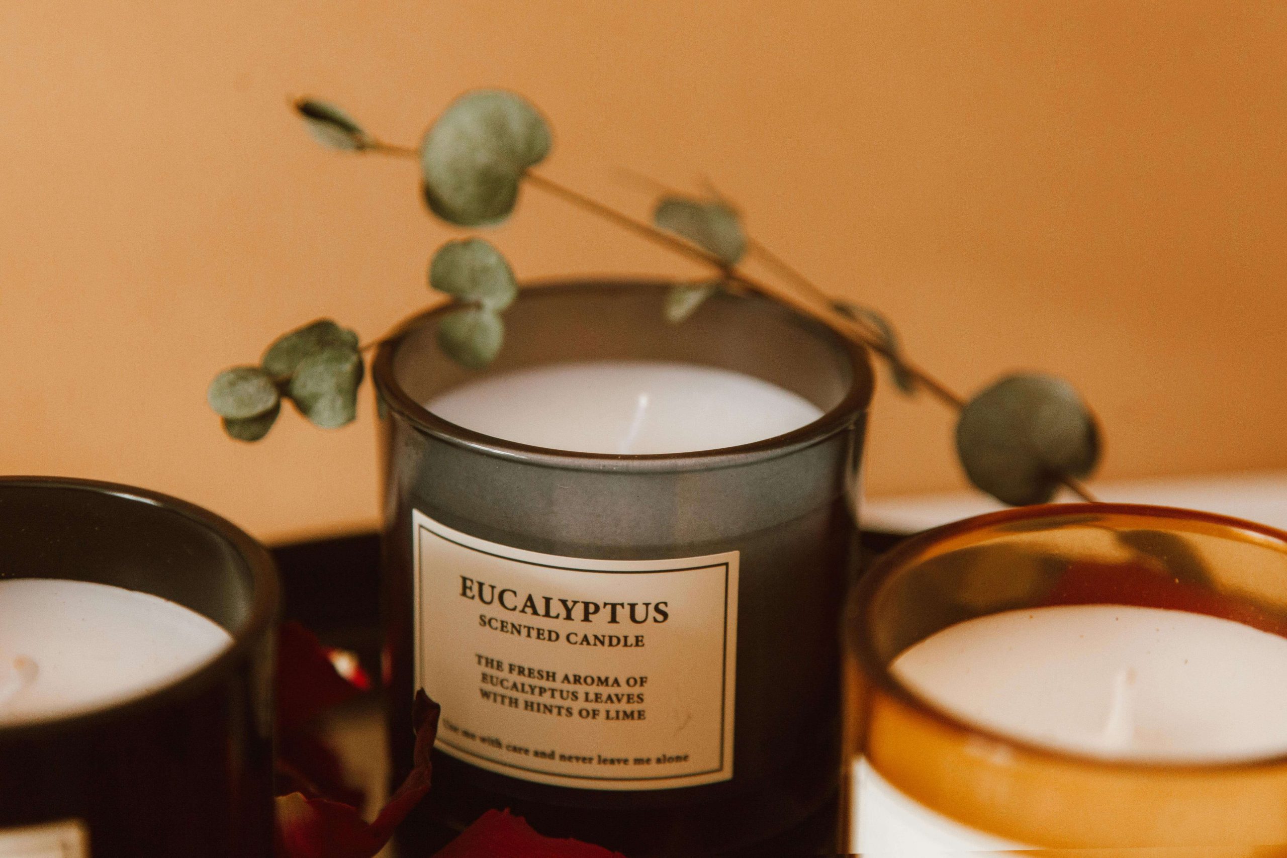 How different candle scents affect your mood