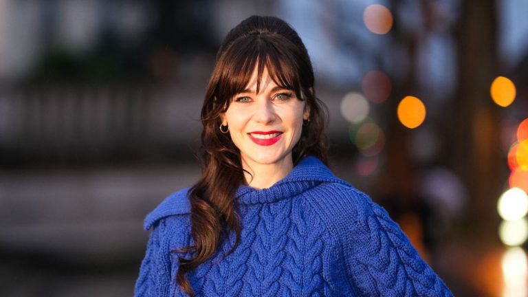 Zooey Deschanel and Johnathan Scott's Rich Bedroom Color Scheme is Both Regal and Soothing  – It's Ideal for Creating a Calm Yet Indulgent Space