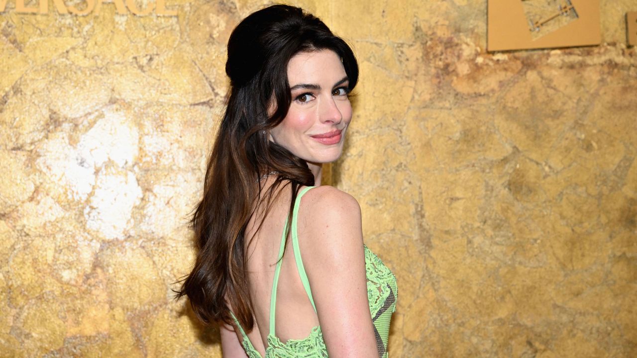 Anne Hathaway’s Storybook Kitchen Embraces Quiet Luxury and 'Old Money' Style, Infused with Cozy Swiss and German Alpine Influences