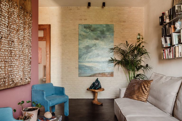 Shades of the Adriatic Sea Inspired This “Tutti Fruity” Italian Apartment
