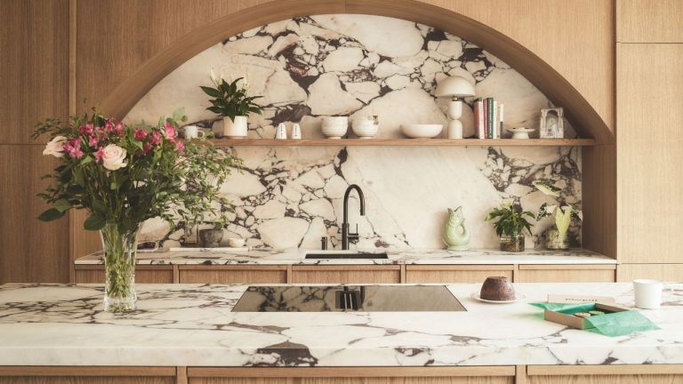 Expert Cleaners Reveal the Perfect Deep Cleaning Schedule – It’s the Secret to Keeping Your Home Sanitized All Winter Without Burnout