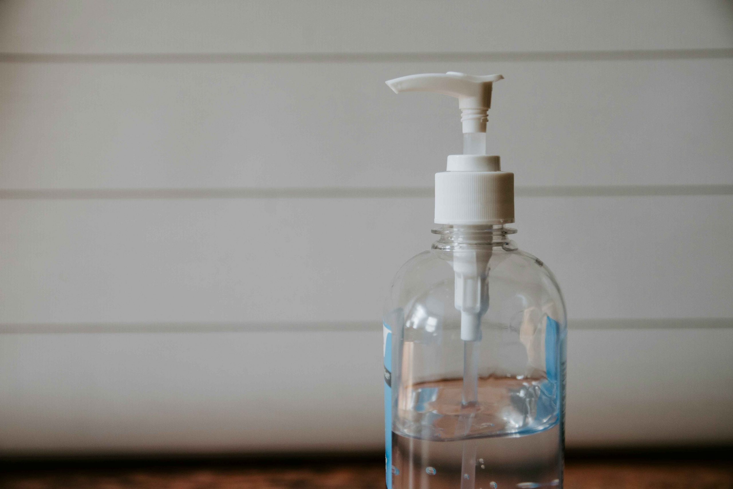 Discover 5 powerful uses for vinegar in your garden