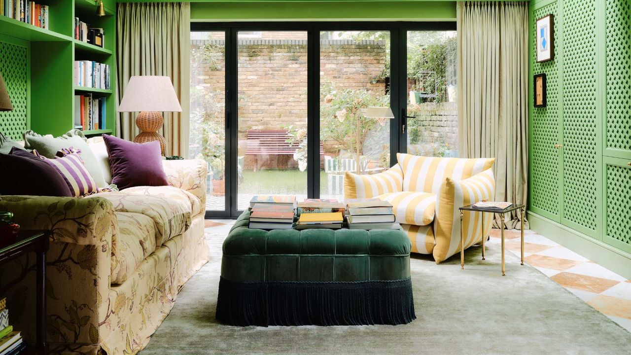 Are Statement Details Replacing Bold Prints? Why Designers Say You Need to Try Fringe, Piping, and Contrast Edges in 2026