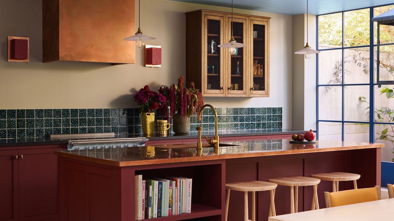 Out of Nowhere, This 1970s Technicolor Kitchen Trend Is Making a Comeback for 2026 – and It’s a Welcome Break From Beige, White and Gray