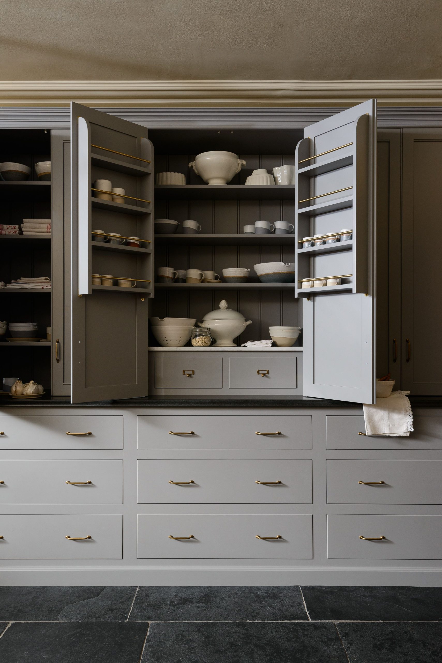 21 Kitchen Organization Ideas for Decluttering in (2026)
