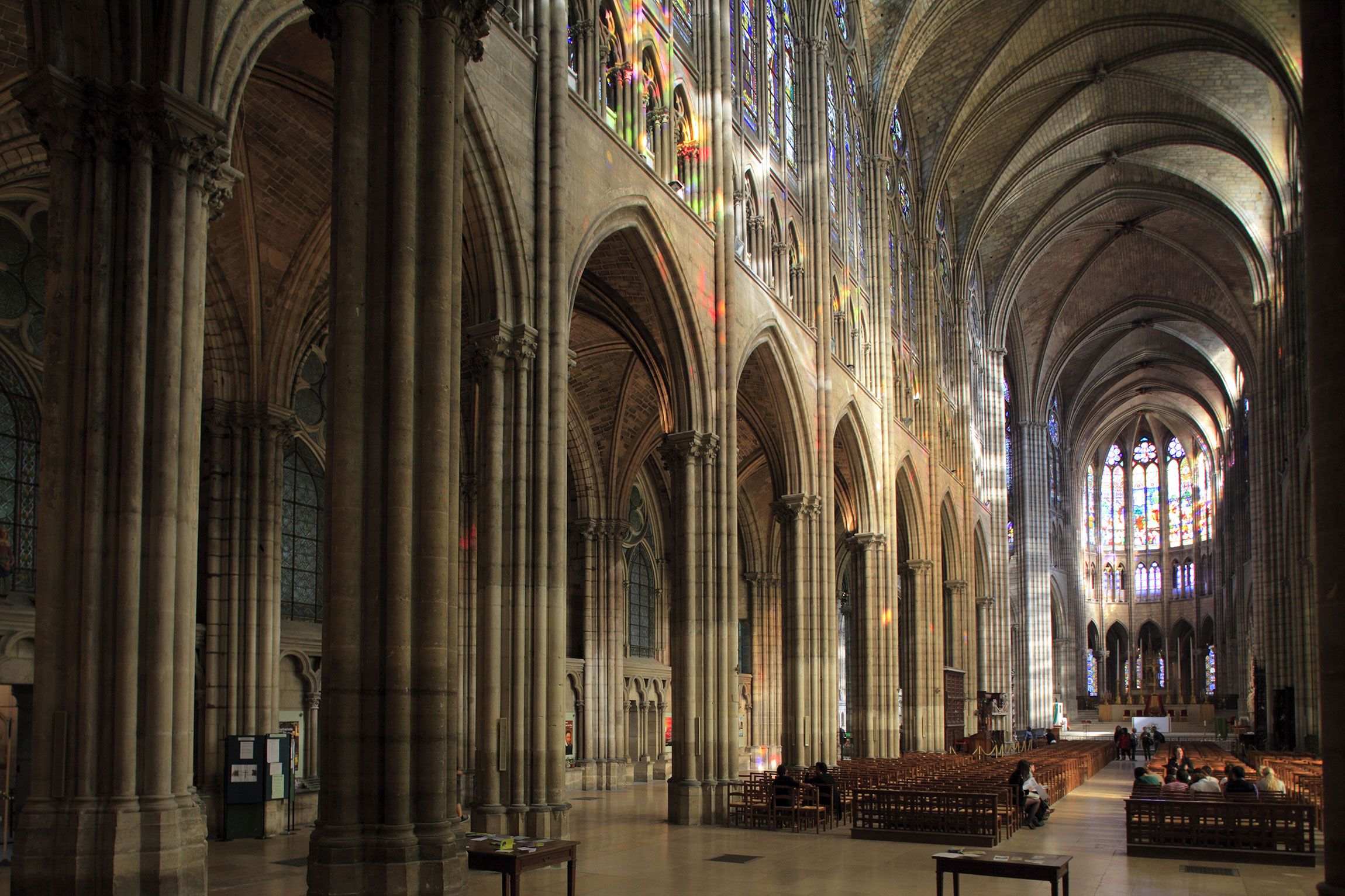 These Gothic Cathedrals are the 11 Most Beautiful Around the World
