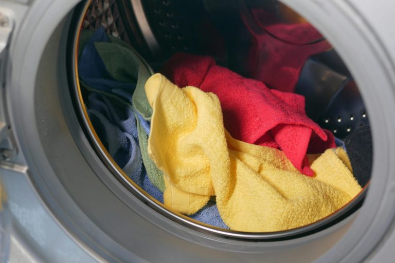 The ultimate guide to washing microfibre towels correctly