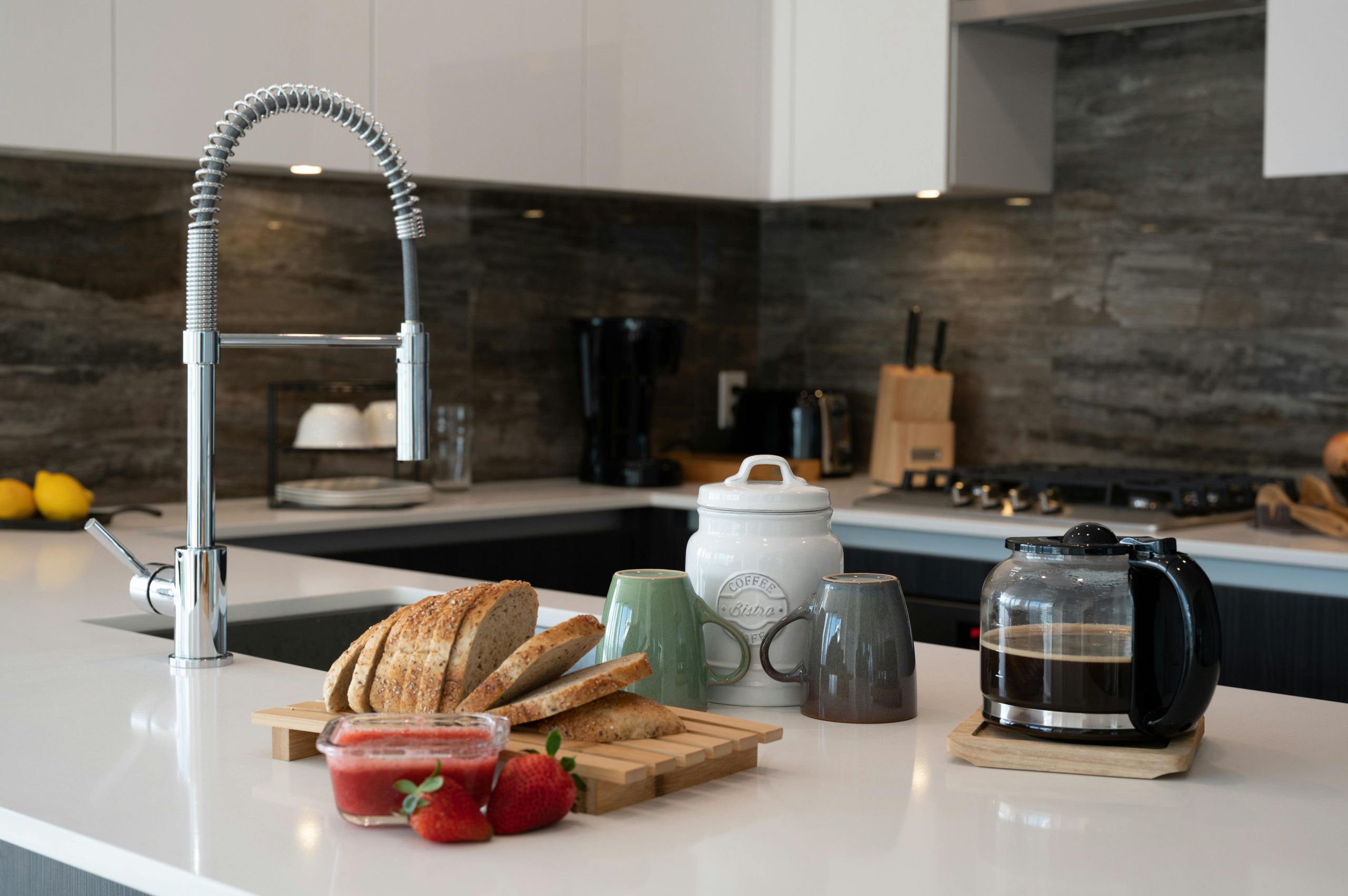 The best kitchen countertop colours for hiding mess, according to designers