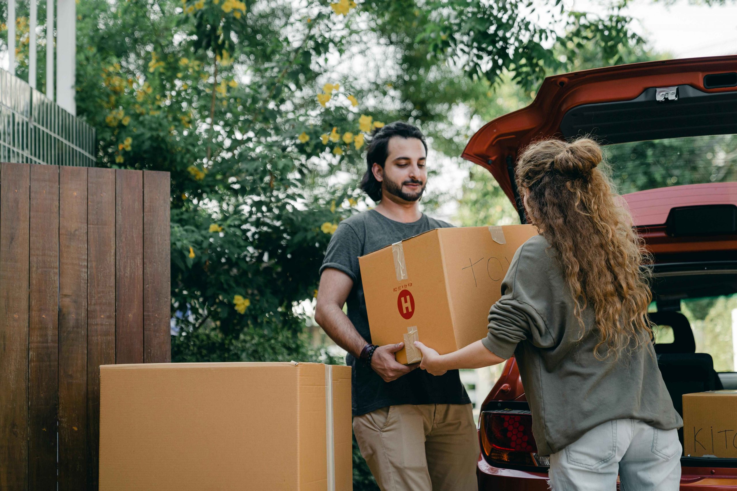 What are the most common costly moving mistakes? 