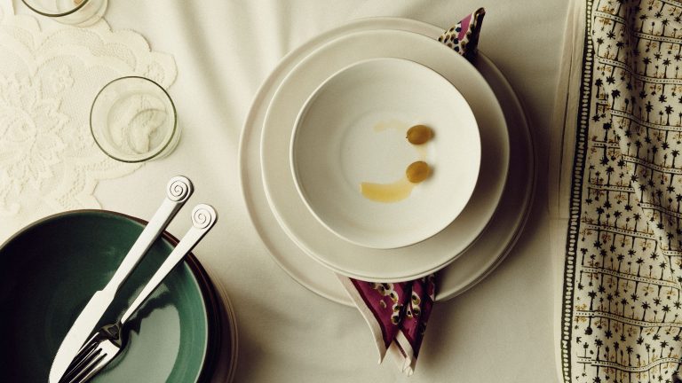 11 Best Dishware Sets For Impressing Your Guests (2026)