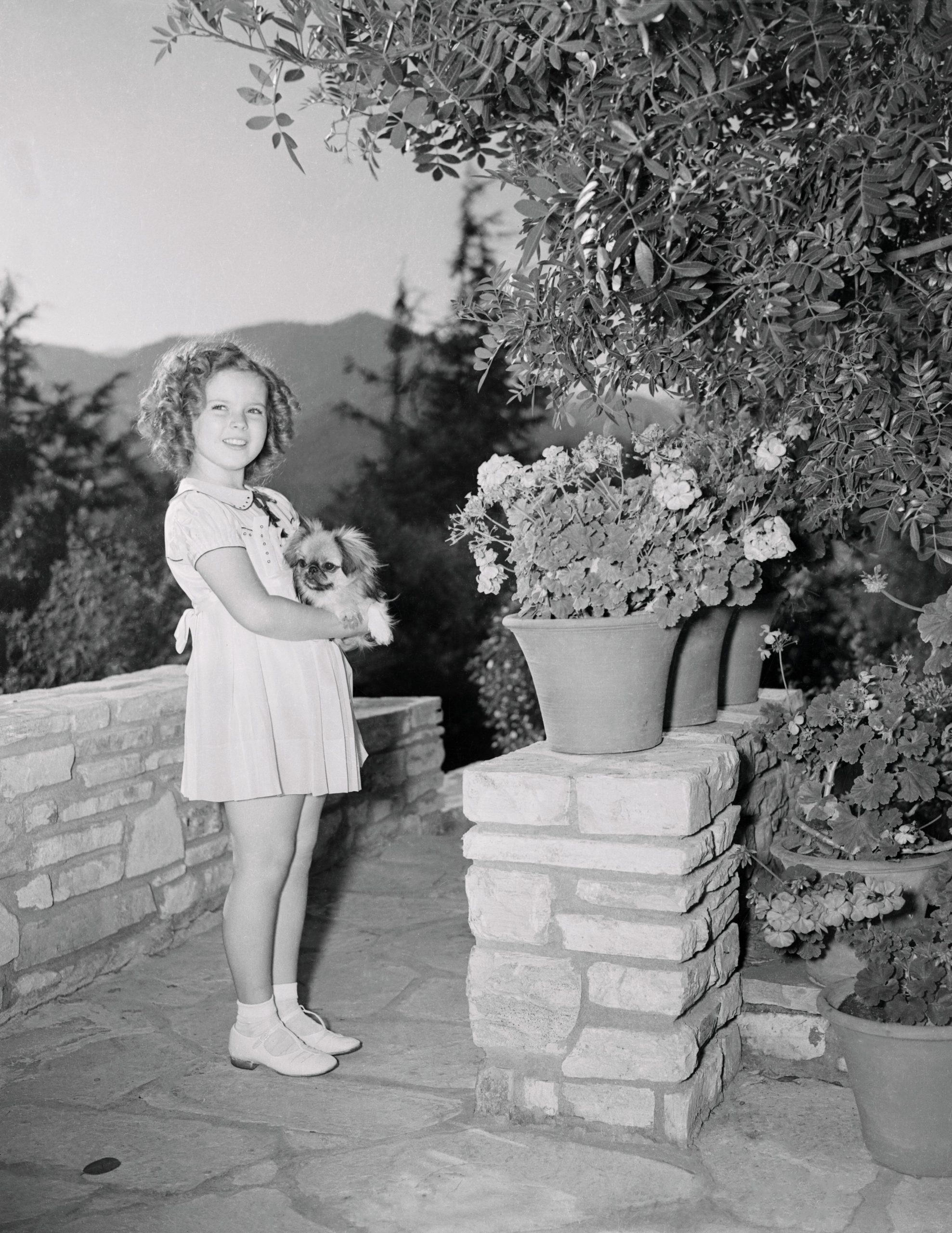 Shirley Temple at Home: 25 Photos of the Off-Duty Child Star Through the Decades