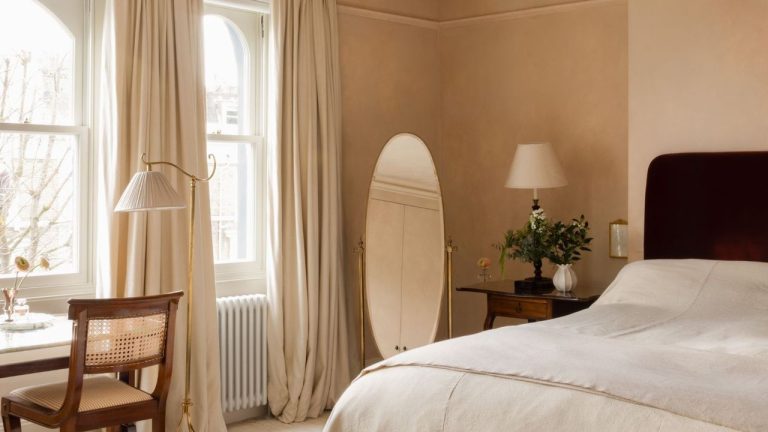 Have You Heard of ‘Peige’? It’s the Soft, Calming Neutral Designers Are Actually Embracing in 2026