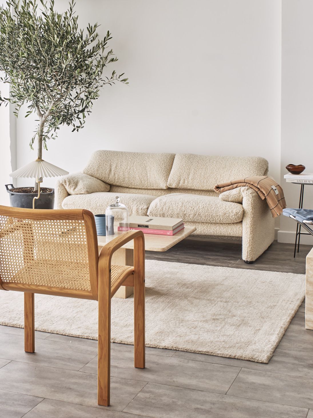 9 Best Love Seats for Small Spaces That Are Stylish (2026)