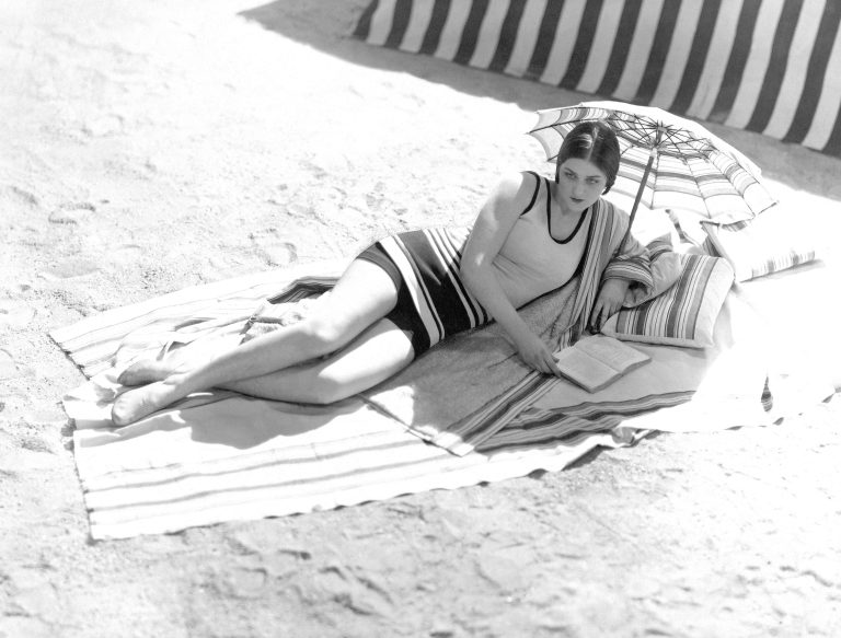 8 Best Beach Towels for Elevated Summer Lounging (2026)