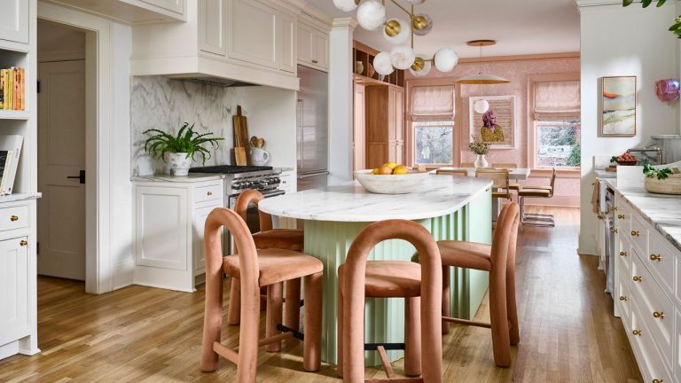Designers Say That Once Dated ‘Millennial’ Mint Green Is Back for 2026 – 16 Pieces That Changed My Mind About the Trend