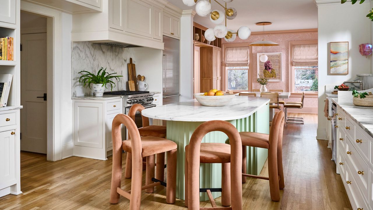 Designers Say That Once Dated ‘Millennial’ Mint Green Is Back for 2026 – 16 Pieces That Changed My Mind About the Trend