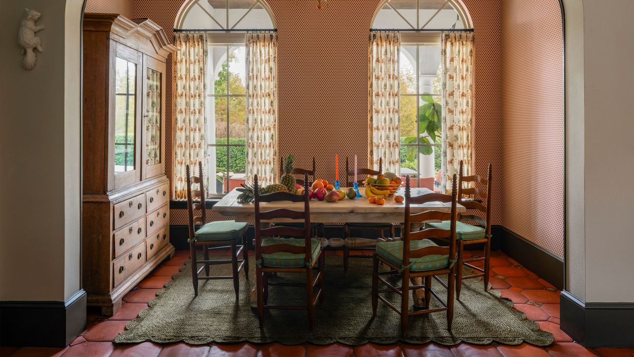 A Giant Theater Backdrop, Flamingo Wallpaper, and an Unexpected '90s Movie Reference – This Joyful Family Home Has It All