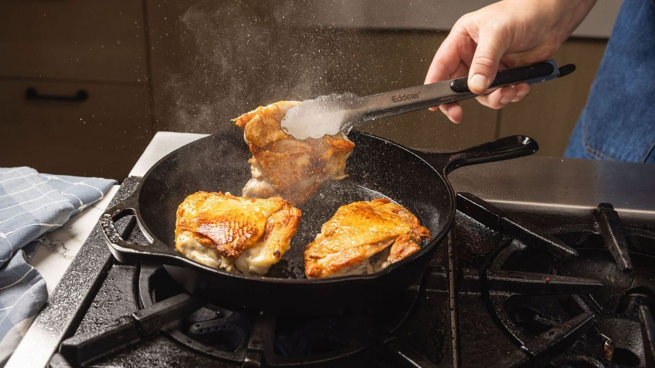 This $9 Lodge Tool Is the Secret to Restoring Rusted Cast Iron in Seconds – No Hours of Scrubbing Required