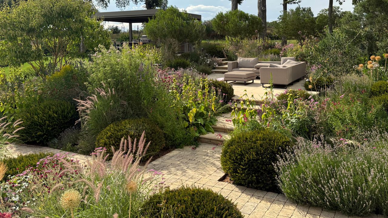 The Layered Planting Approach That Designers Say Will Make Your Garden Look Expensive By Summer