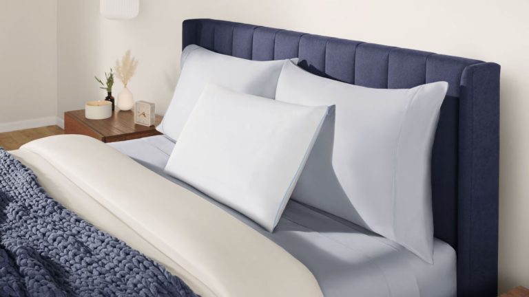 Forget Hot Necks and Nighttime Pillow Flipping − Tempur-Pedic's Cooling Pillow Actively Absorbs Excess Heat