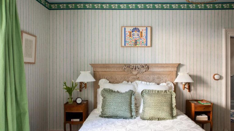 3 Things to Remove From Your Nightstand and 1 To Add Right Now – For a More Restful Summer Night